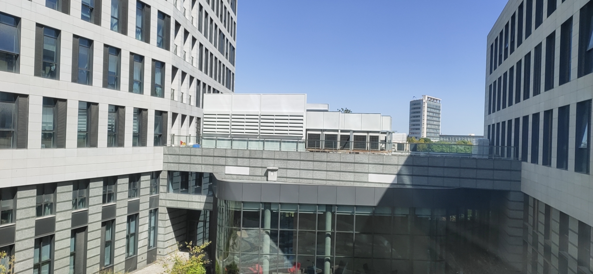 上海高校空調外機噪聲治理方案示例
