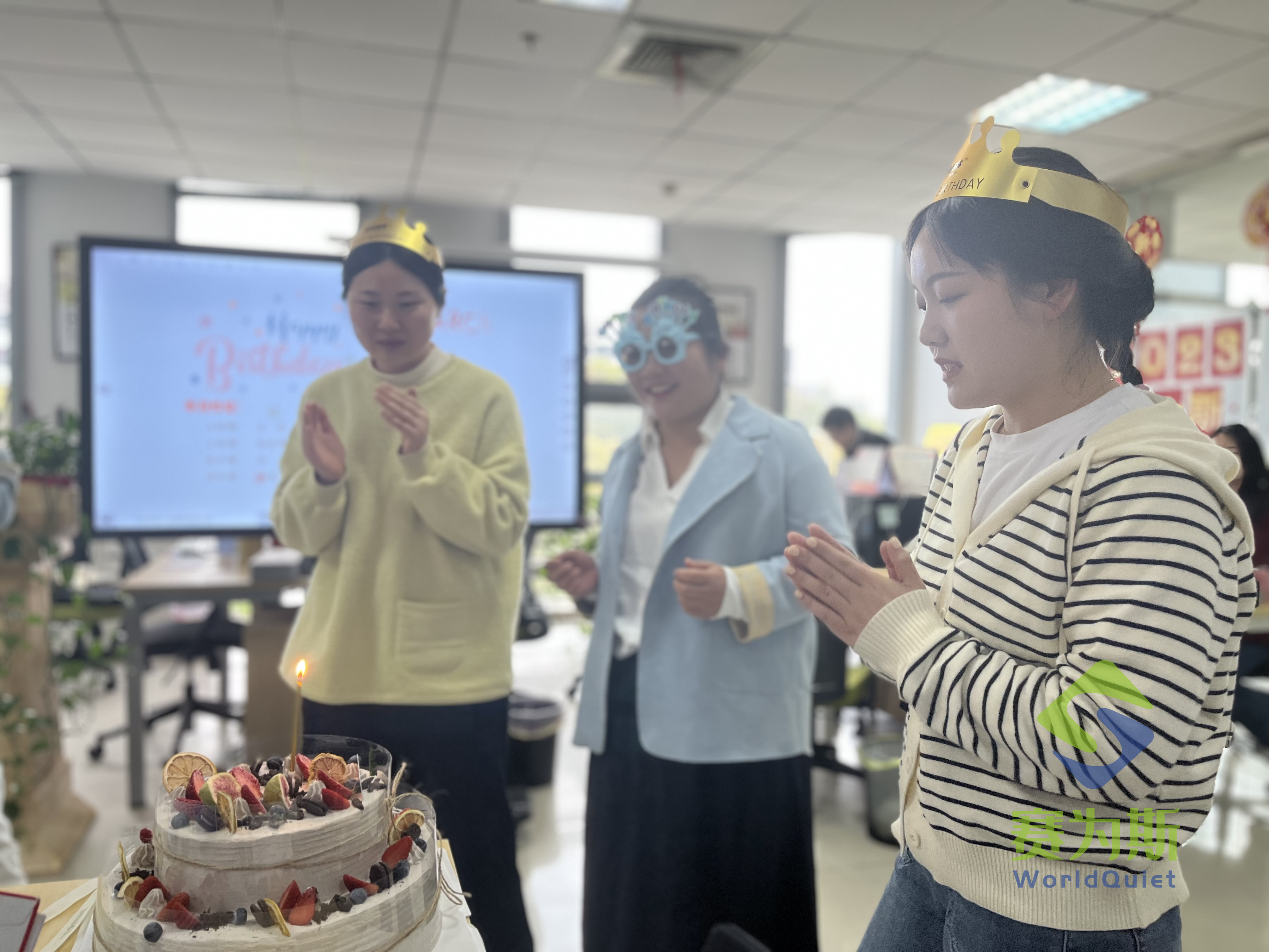 綿綿細雨，灼灼熱情——記賽為斯團建籃球對抗賽